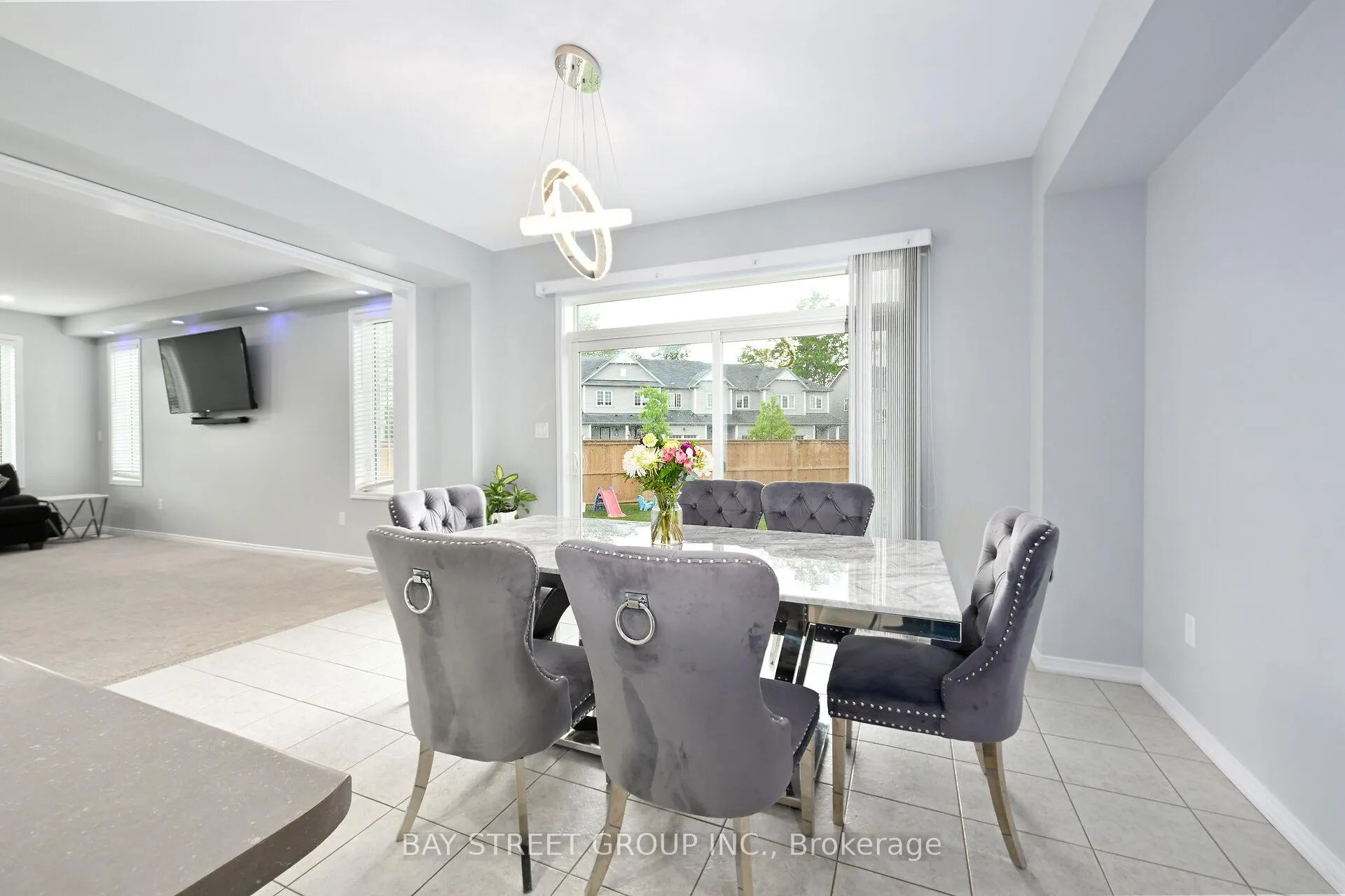 Photo 12 of 19 Froggy Drive, Thorold, Hurricane/Merrittville — HOMEH