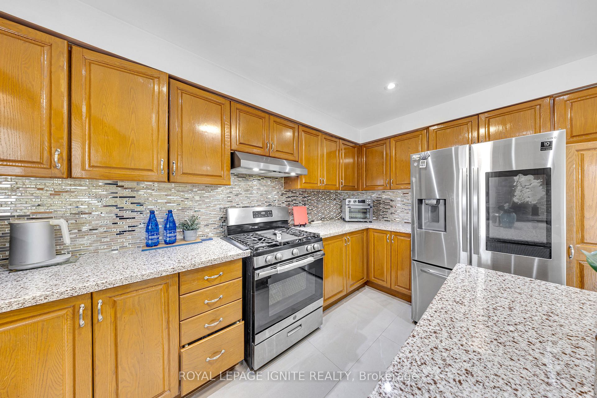 Photo 11 of 90 Cleta Drive, Scarborough, Kennedy Park — HOMEH