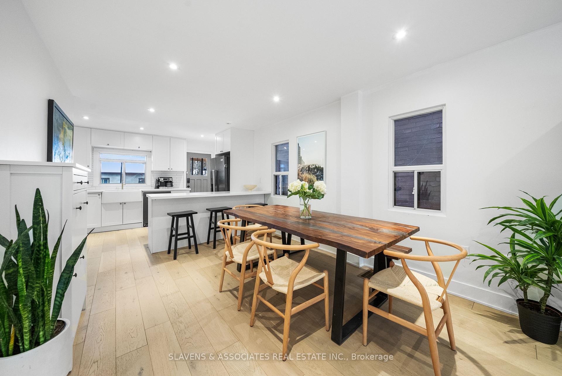 Photo 6 of 11 Hursting Avenue, Toronto, Oakwood Village — HOMEH