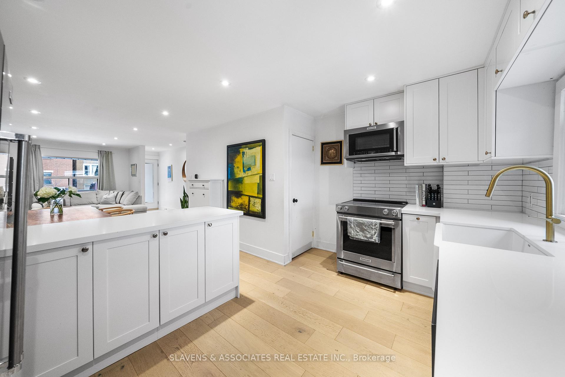 Photo 19 of 11 Hursting Avenue, Toronto, Oakwood Village — HOMEH