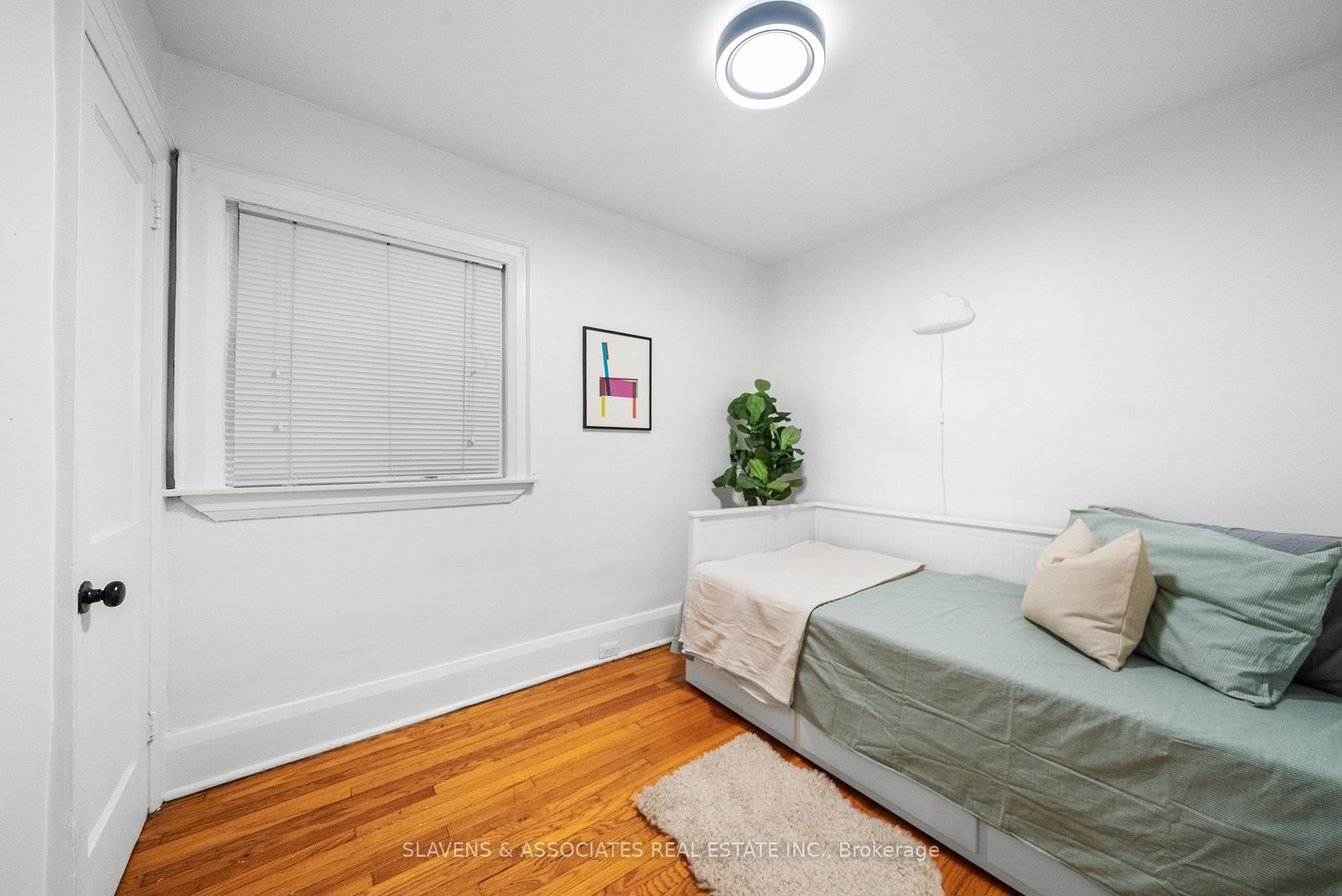 Photo 13 of 11 Hursting Avenue, Toronto, Oakwood Village — HOMEH