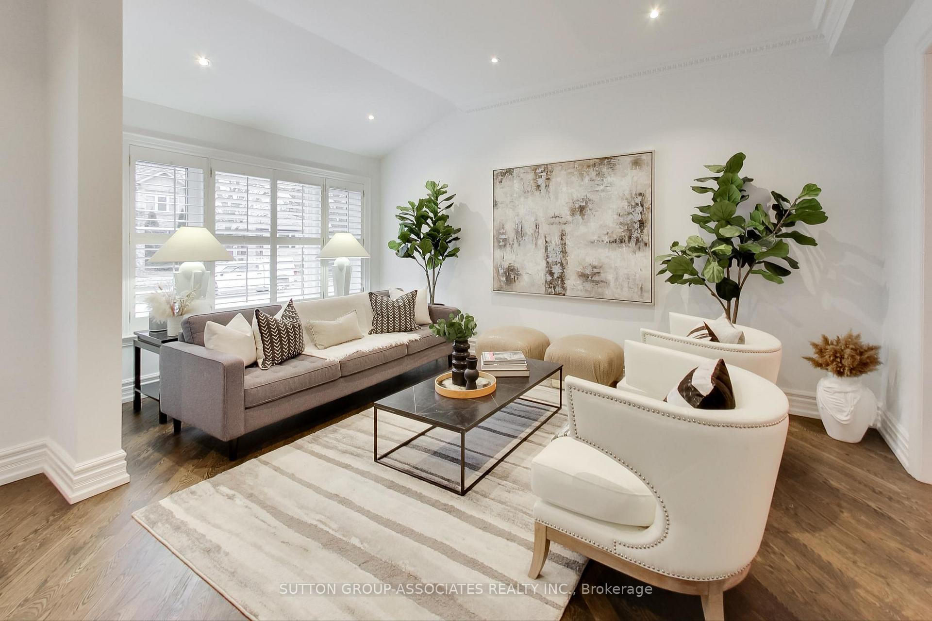 Photo 5 of 641 St Germain Avenue, Toronto, Bedford Park-Nortown — HOMEH