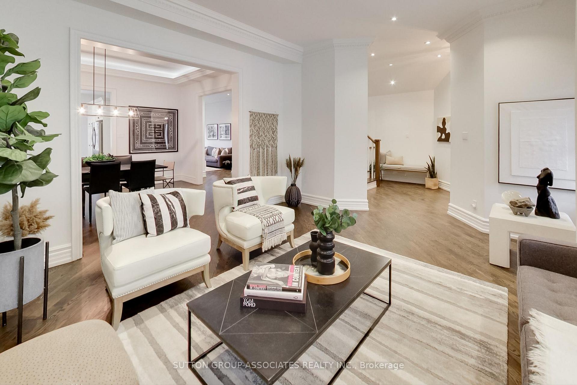 Photo 7 of 641 St Germain Avenue, Toronto, Bedford Park-Nortown — HOMEH