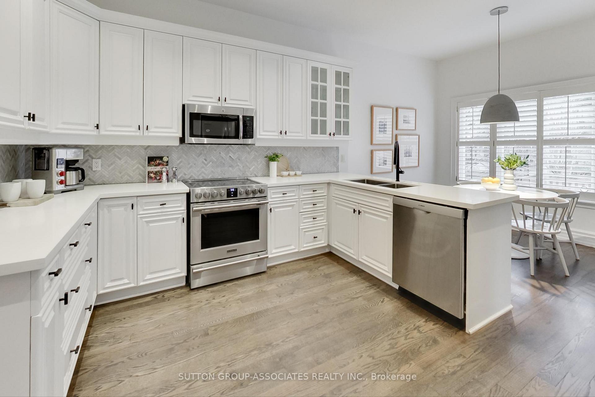 Photo 18 of 641 St Germain Avenue, Toronto, Bedford Park-Nortown — HOMEH