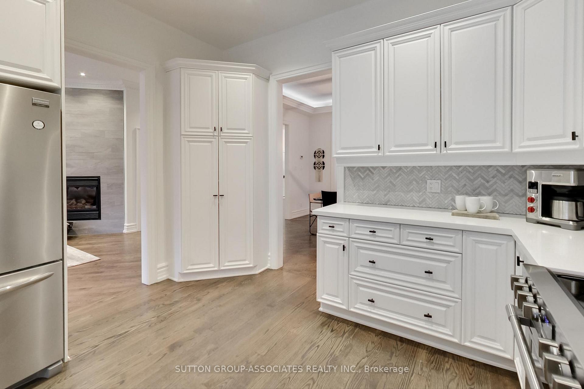 Photo 21 of 641 St Germain Avenue, Toronto, Bedford Park-Nortown — HOMEH