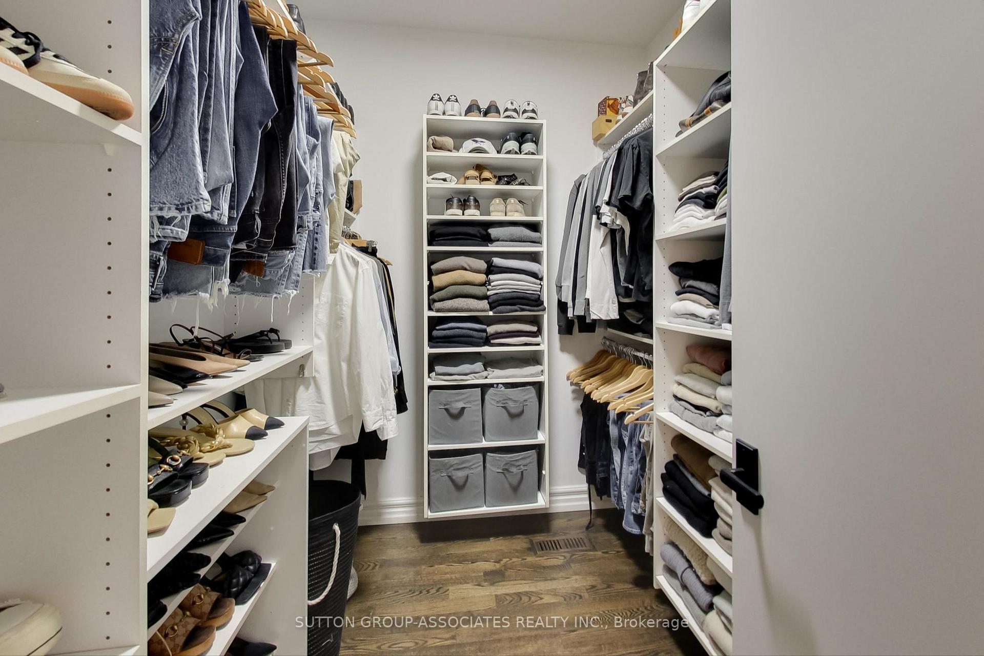 Photo 27 of 641 St Germain Avenue, Toronto, Bedford Park-Nortown — HOMEH