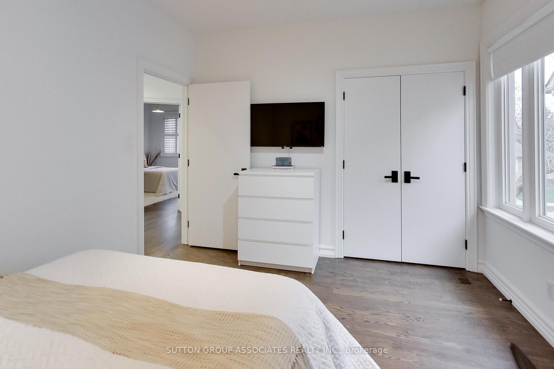 Photo 36 of 641 St Germain Avenue, Toronto, Bedford Park-Nortown — HOMEH