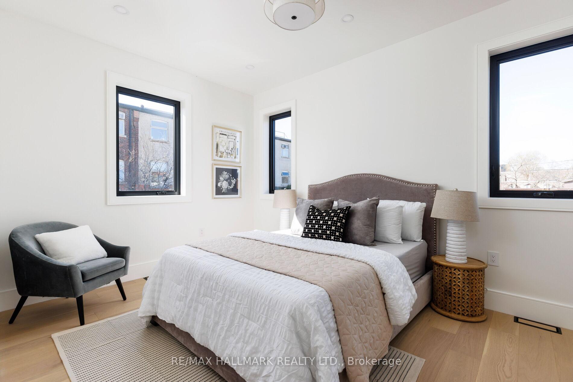 Photo 17 of 108 Crawford Street, Toronto, Trinity-Bellwoods — HOMEH