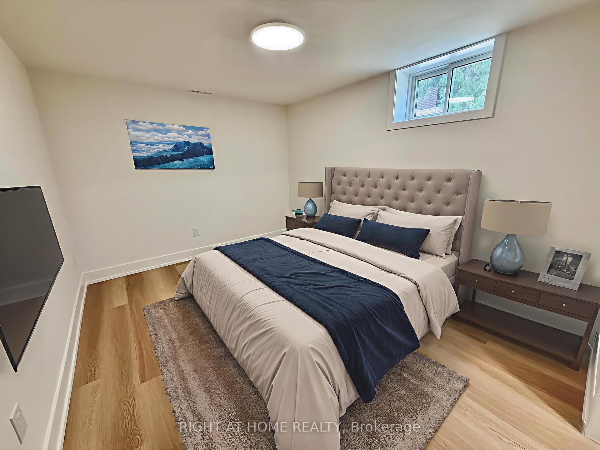 Photo 37 of 37 Gooderham Drive, Scarborough, Wexford-Maryvale — HOMEH