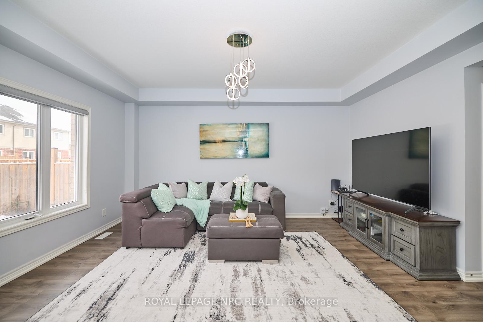Photo 5 of 6 Elderberry Road, Thorold, Confederation Heights — HOMEH
