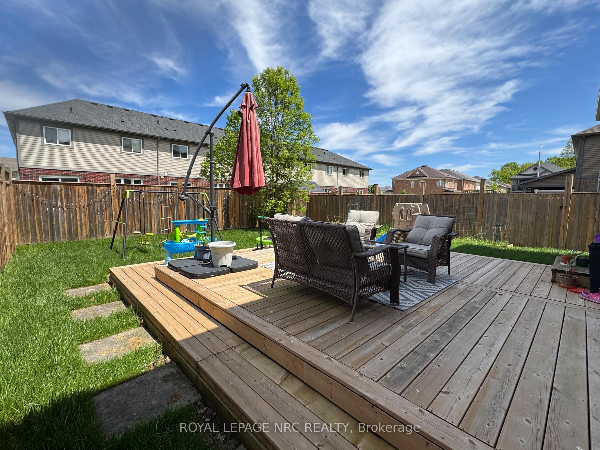 Photo 39 of 6 Elderberry Road, Thorold, Confederation Heights — HOMEH