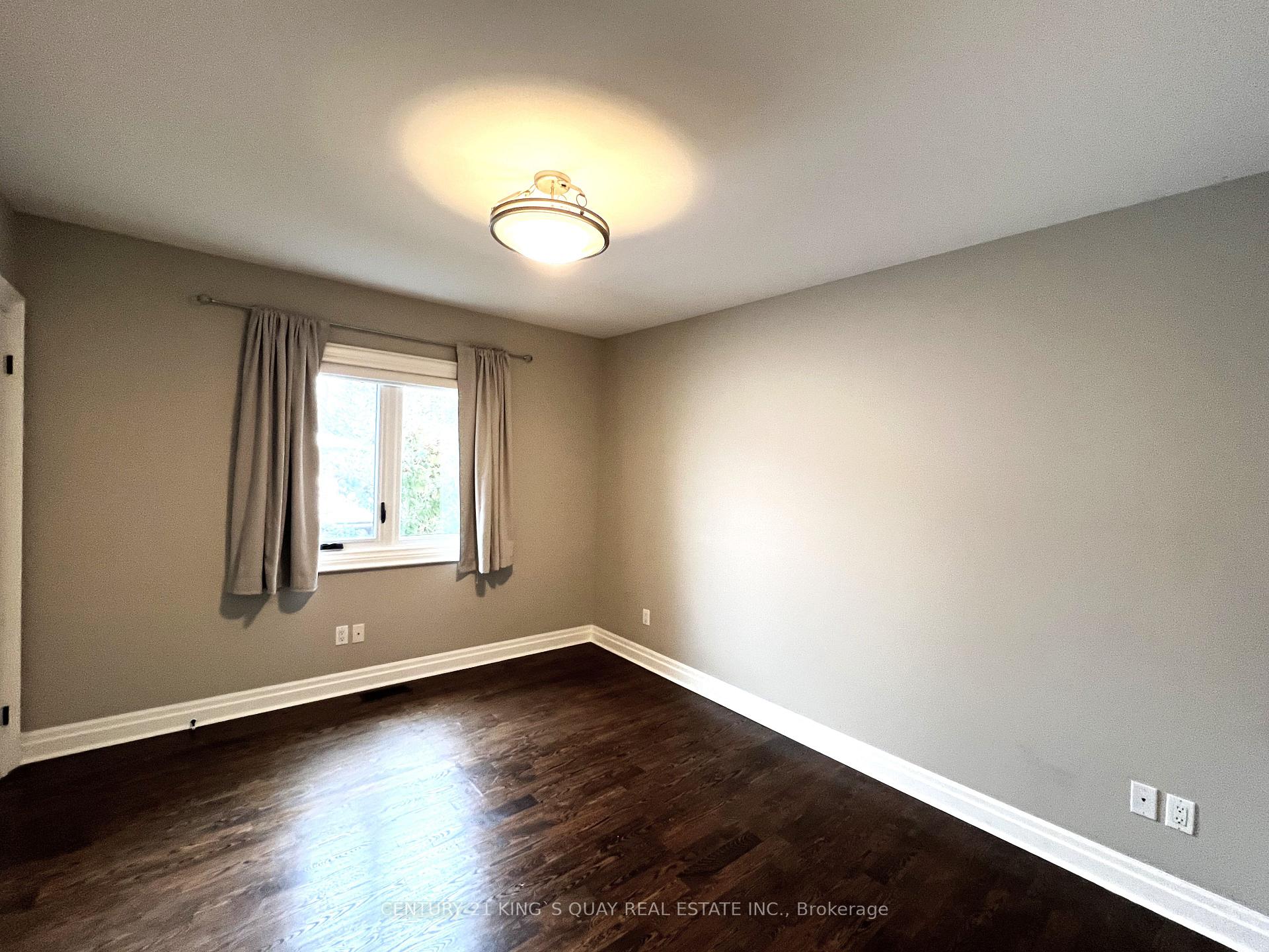 Photo 12 of 353 Glengarry Avenue, Toronto, Bedford Park-Nortown — HOMEH