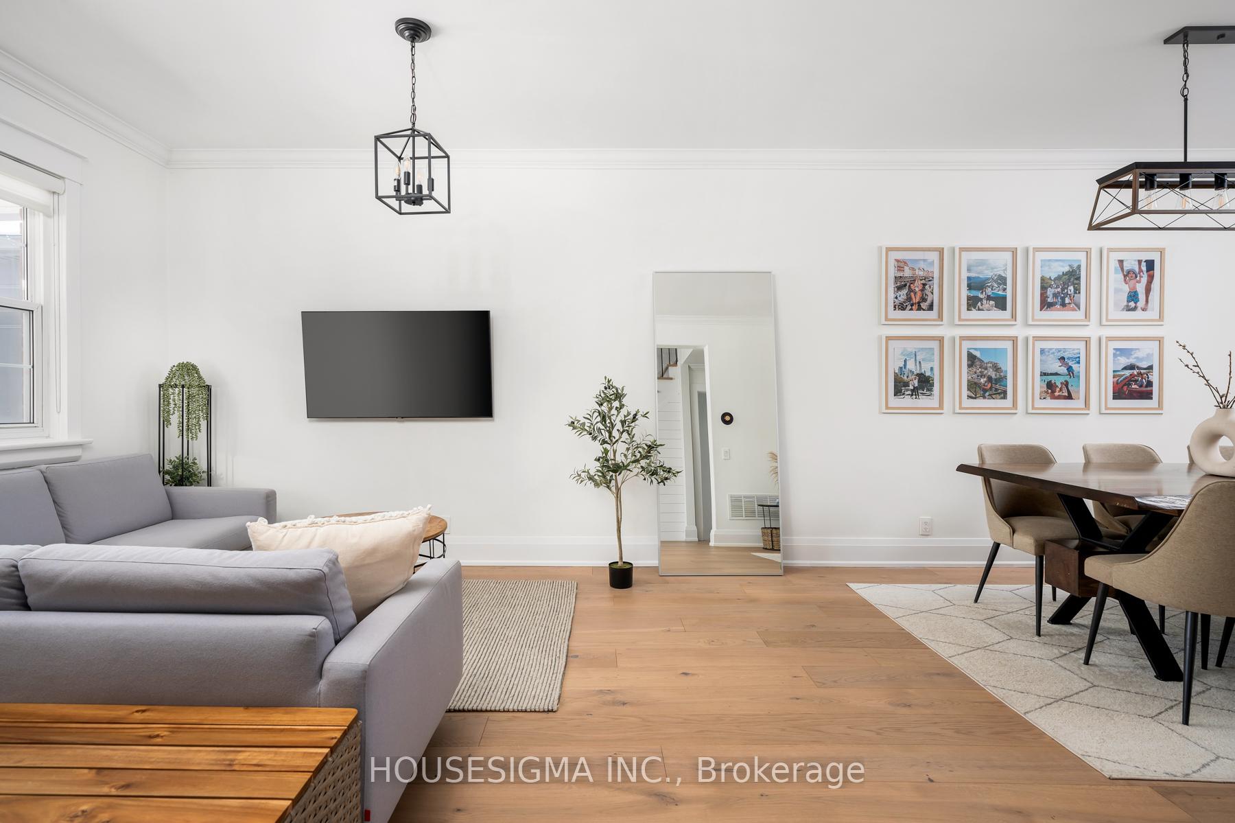 Photo 5 of 308 Kingswood Road, Toronto, The Beaches — HOMEH