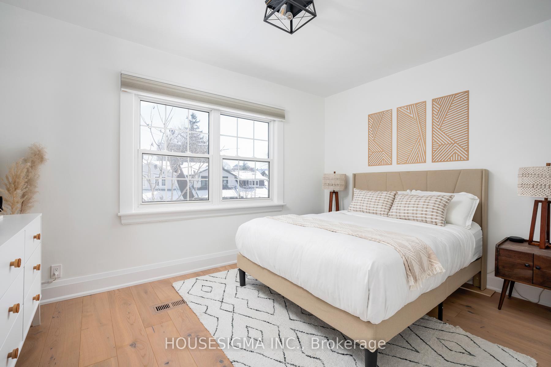 Photo 17 of 308 Kingswood Road, Toronto, The Beaches — HOMEH