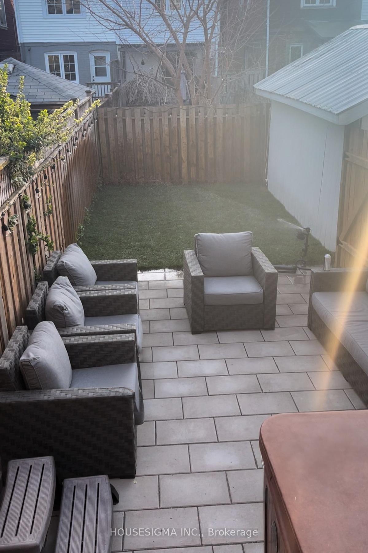 Photo 32 of 308 Kingswood Road, Toronto, The Beaches — HOMEH