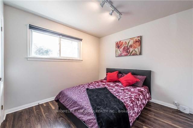 Photo 7 of 51 Malamute Crescent, Scarborough, Tam O'Shanter-Sullivan — HOMEH