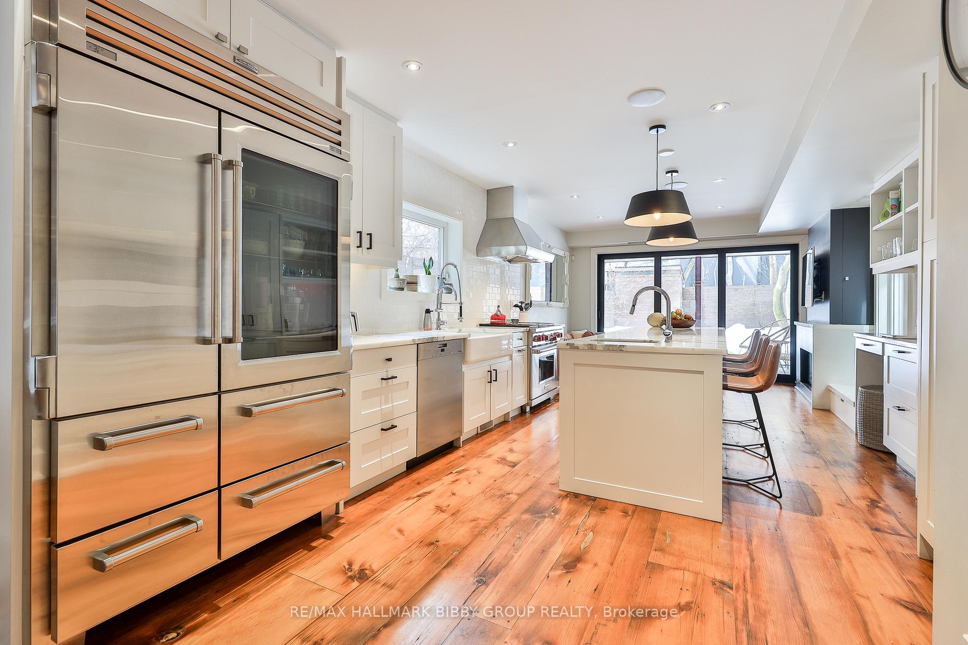 Photo 15 of 14 Delaware Avenue, Toronto, Palmerston-Little Italy — HOMEH