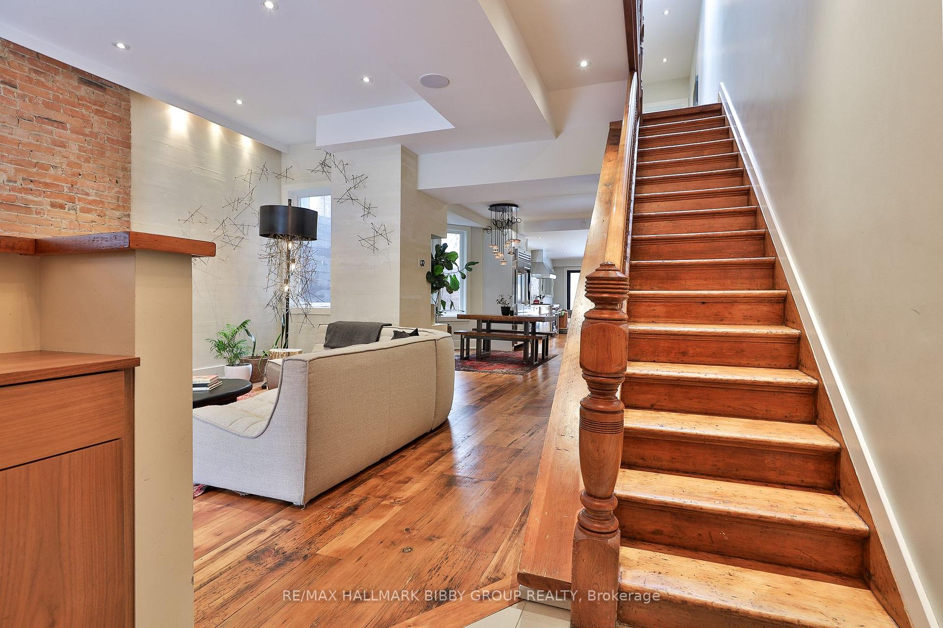 Photo 21 of 14 Delaware Avenue, Toronto, Palmerston-Little Italy — HOMEH