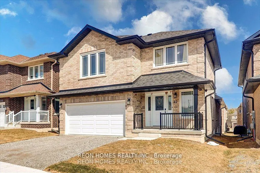 Photo 2 of 42 York Drive, Peterborough, Monaghan Ward 2 — HOMEH