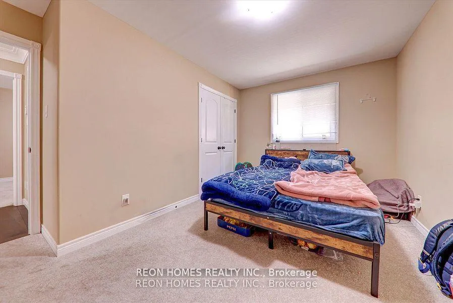 Photo 29 of 42 York Drive, Peterborough, Monaghan Ward 2 — HOMEH