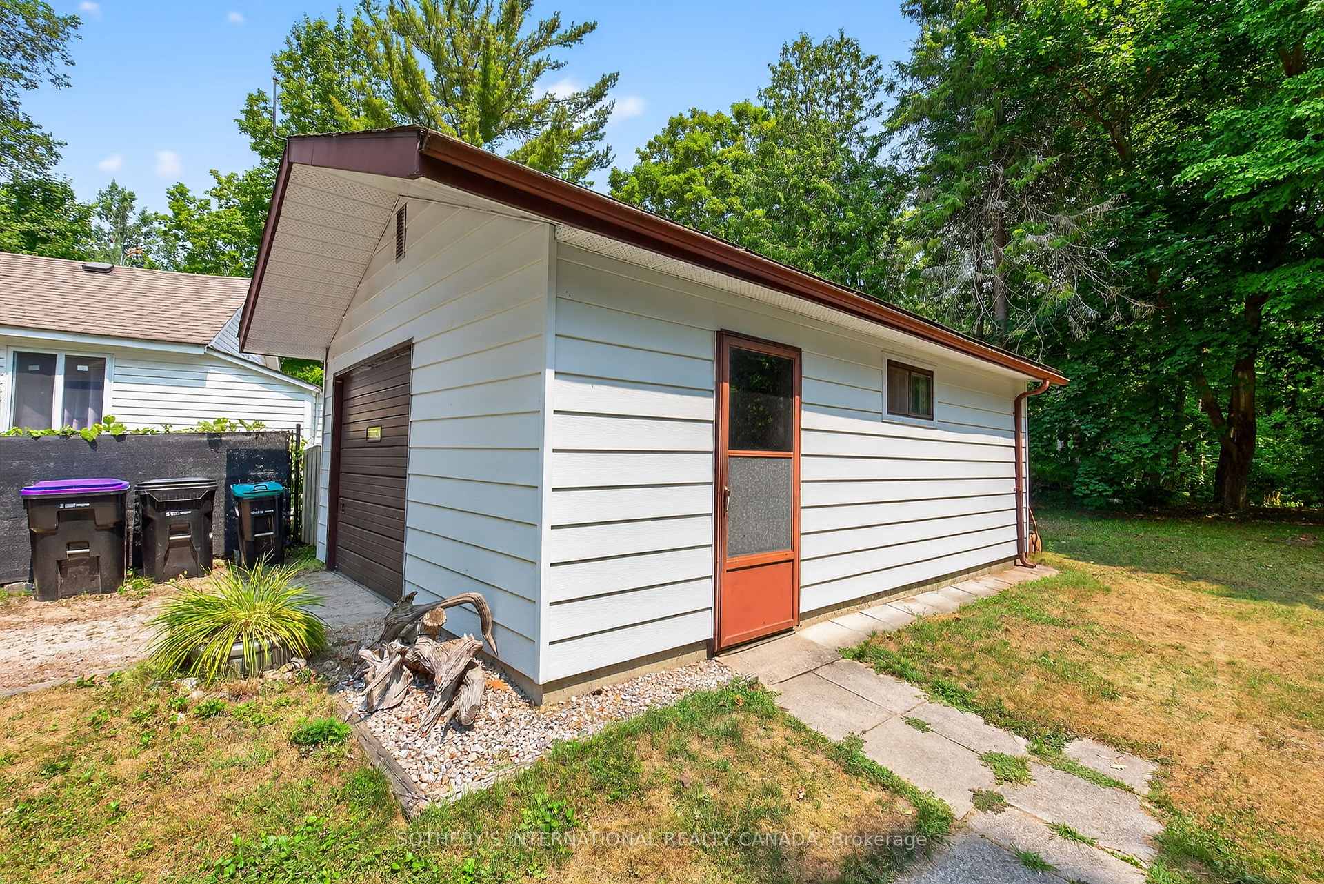 Photo 21 of 37 Park Road, Tiny, Rural Tiny — HOMEH