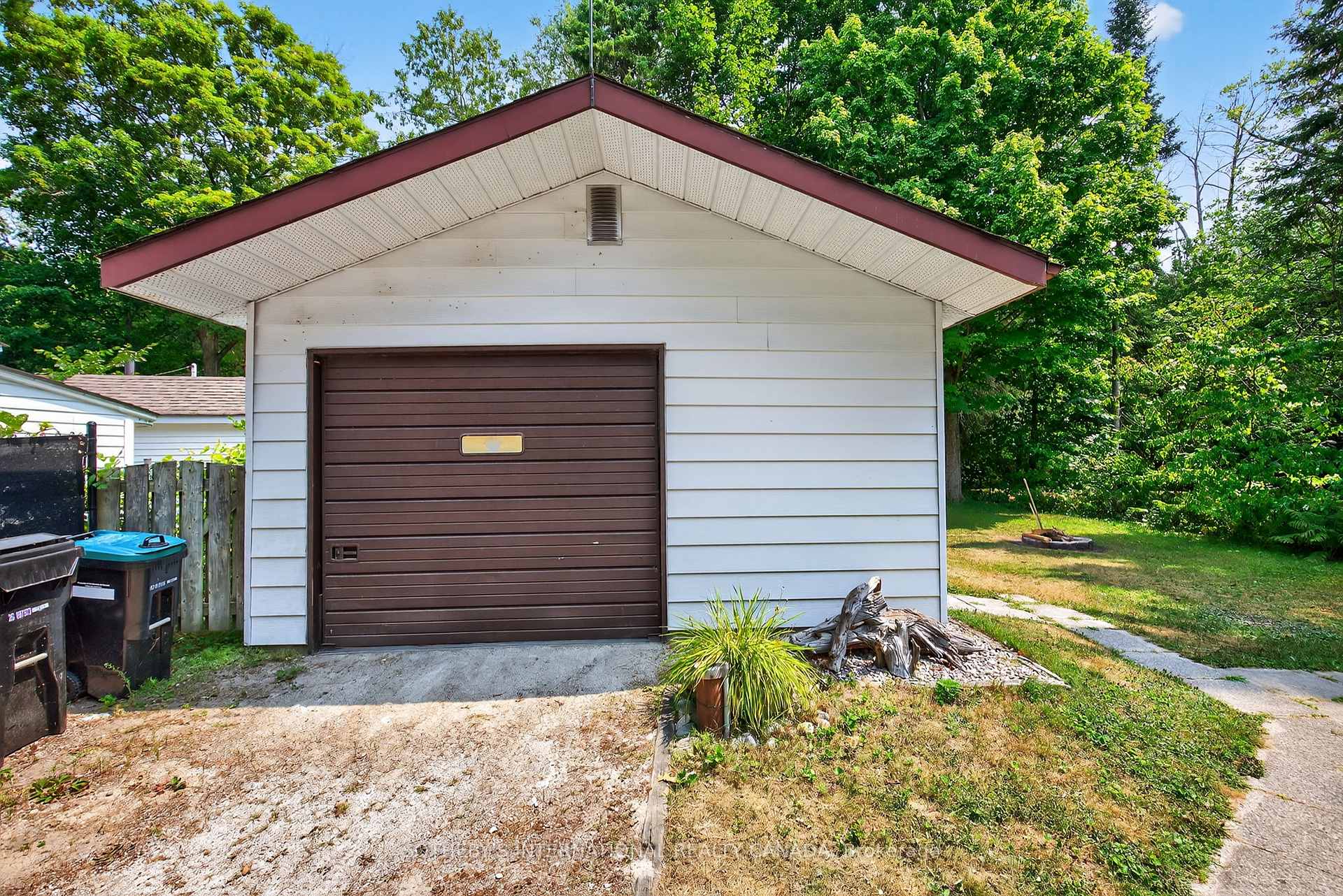 Photo 22 of 37 Park Road, Tiny, Rural Tiny — HOMEH