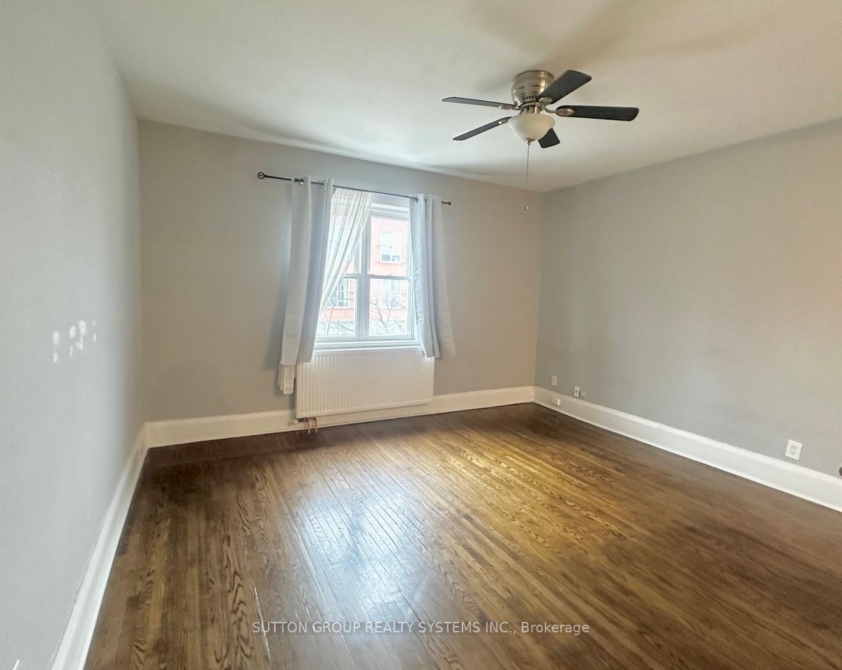 Photo 7 of Unit C4, 98 Leuty Avenue, Toronto, The Beaches — HOMEH