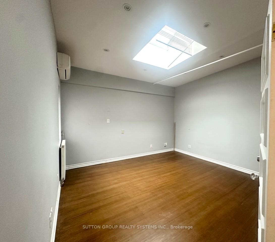 Photo 8 of Unit C4, 98 Leuty Avenue, Toronto, The Beaches — HOMEH