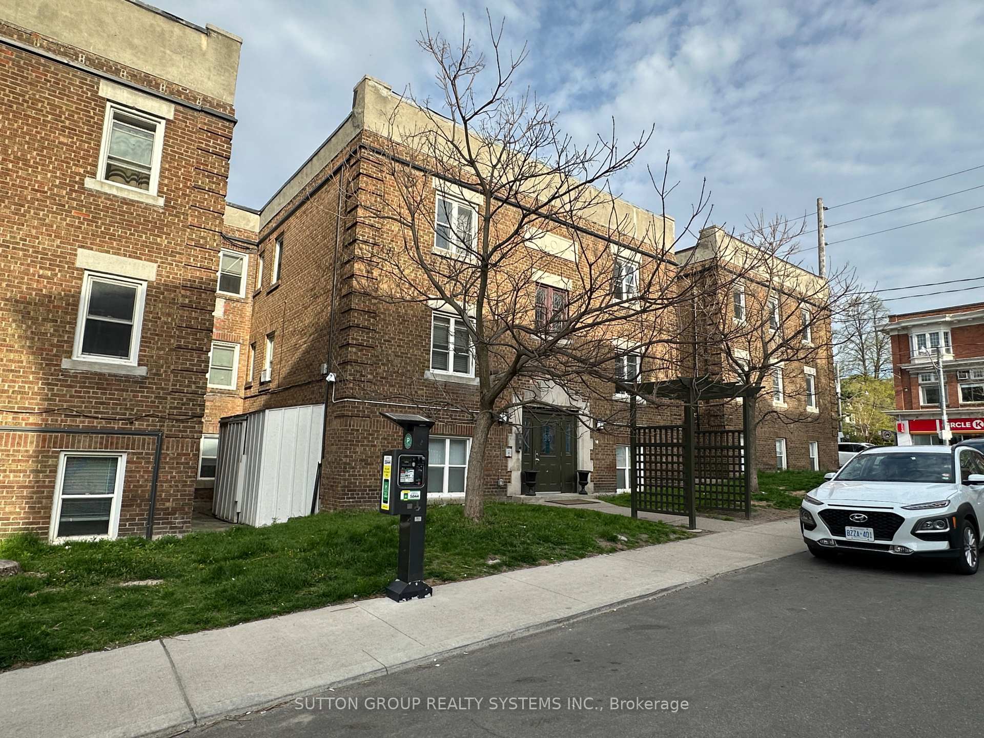 Photo 16 of Unit C4, 98 Leuty Avenue, Toronto, The Beaches — HOMEH