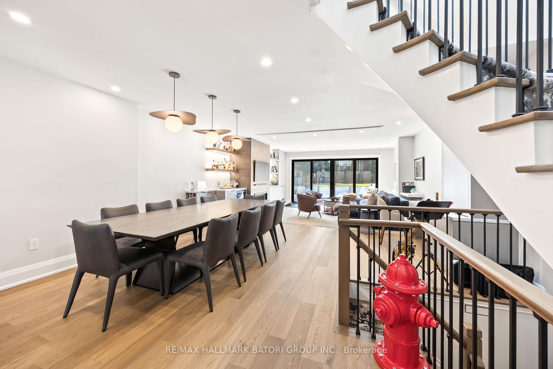Photo 4 of 521 Castlefield Avenue, Toronto, Forest Hill North — HOMEH