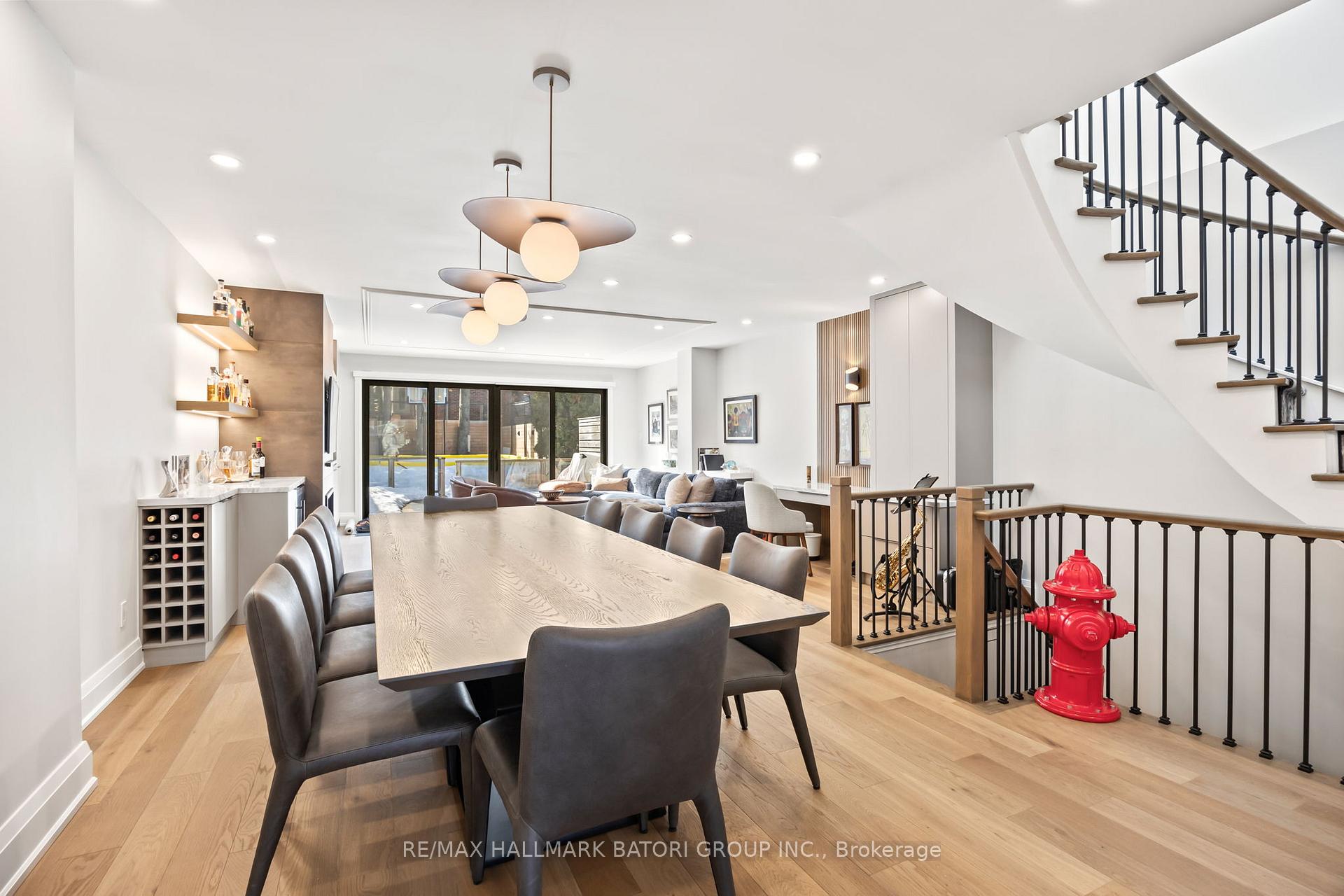 Photo 5 of 521 Castlefield Avenue, Toronto, Forest Hill North — HOMEH