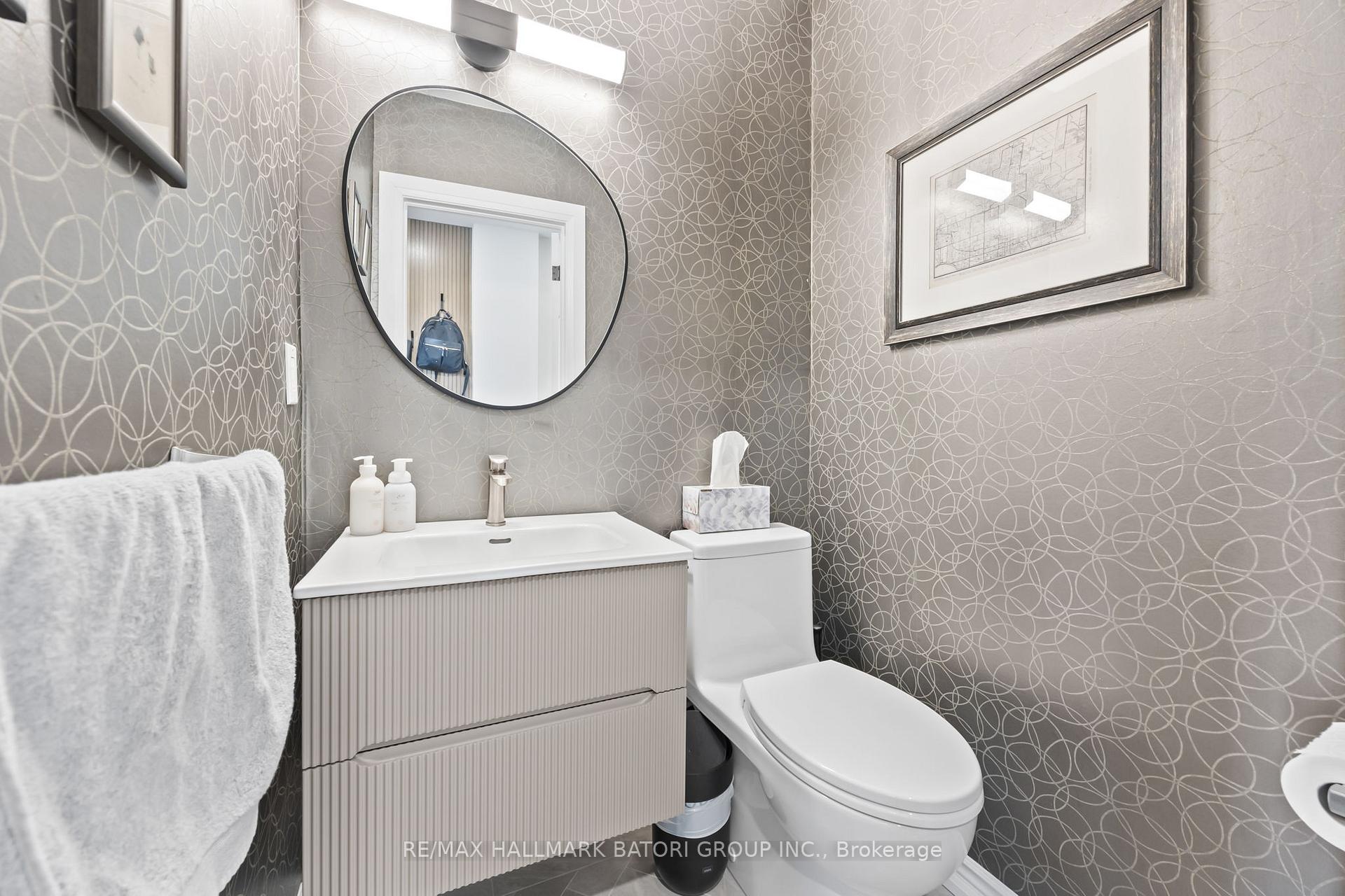 Photo 10 of 521 Castlefield Avenue, Toronto, Forest Hill North — HOMEH