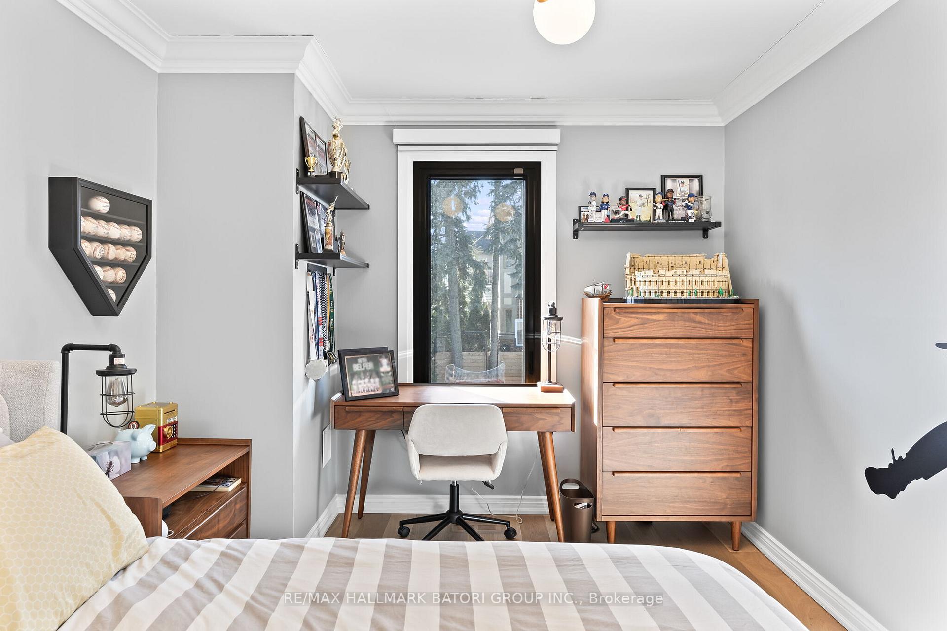 Photo 16 of 521 Castlefield Avenue, Toronto, Forest Hill North — HOMEH