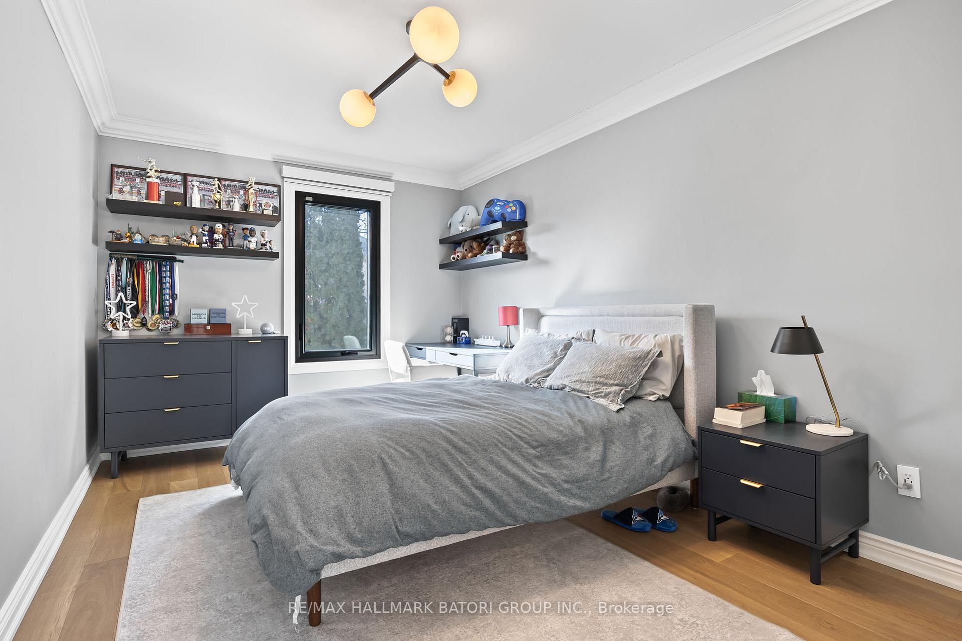 Photo 17 of 521 Castlefield Avenue, Toronto, Forest Hill North — HOMEH