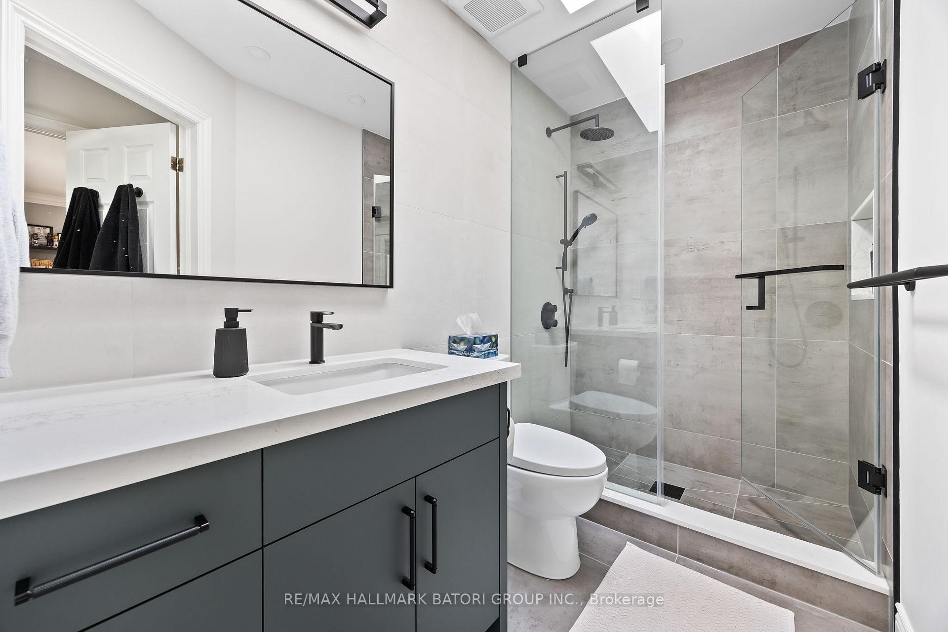 Photo 18 of 521 Castlefield Avenue, Toronto, Forest Hill North — HOMEH