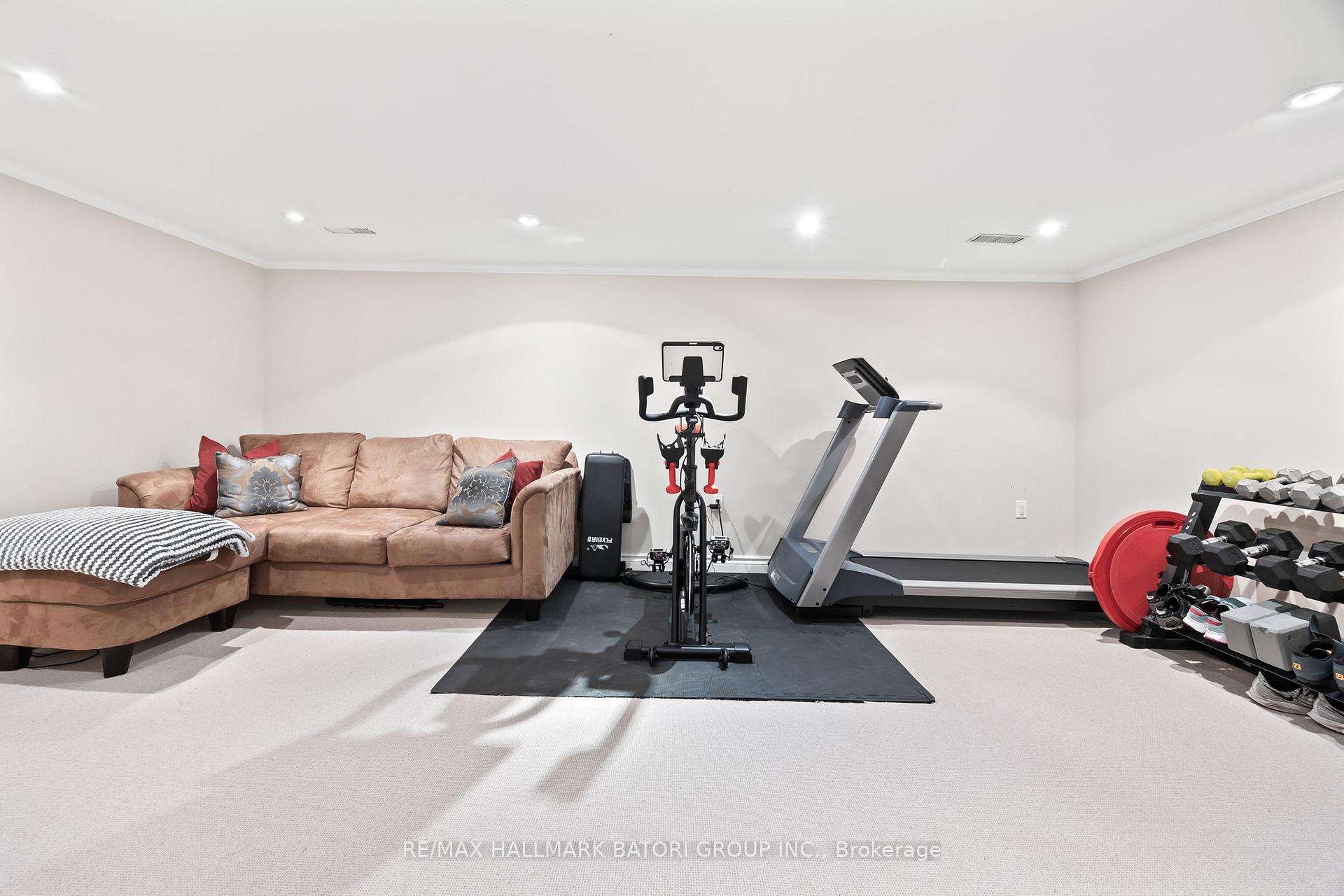 Photo 23 of 521 Castlefield Avenue, Toronto, Forest Hill North — HOMEH