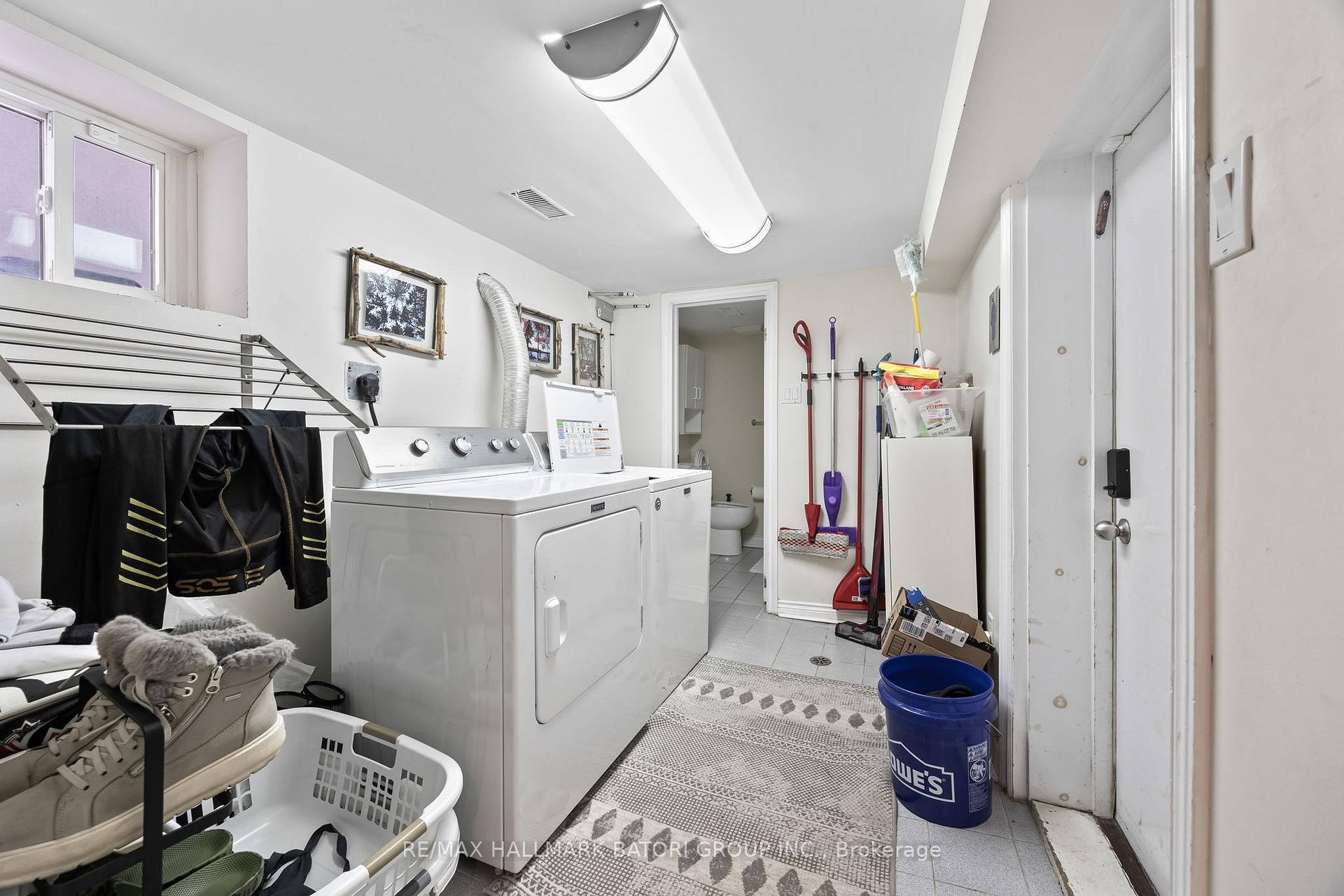 Photo 26 of 521 Castlefield Avenue, Toronto, Forest Hill North — HOMEH
