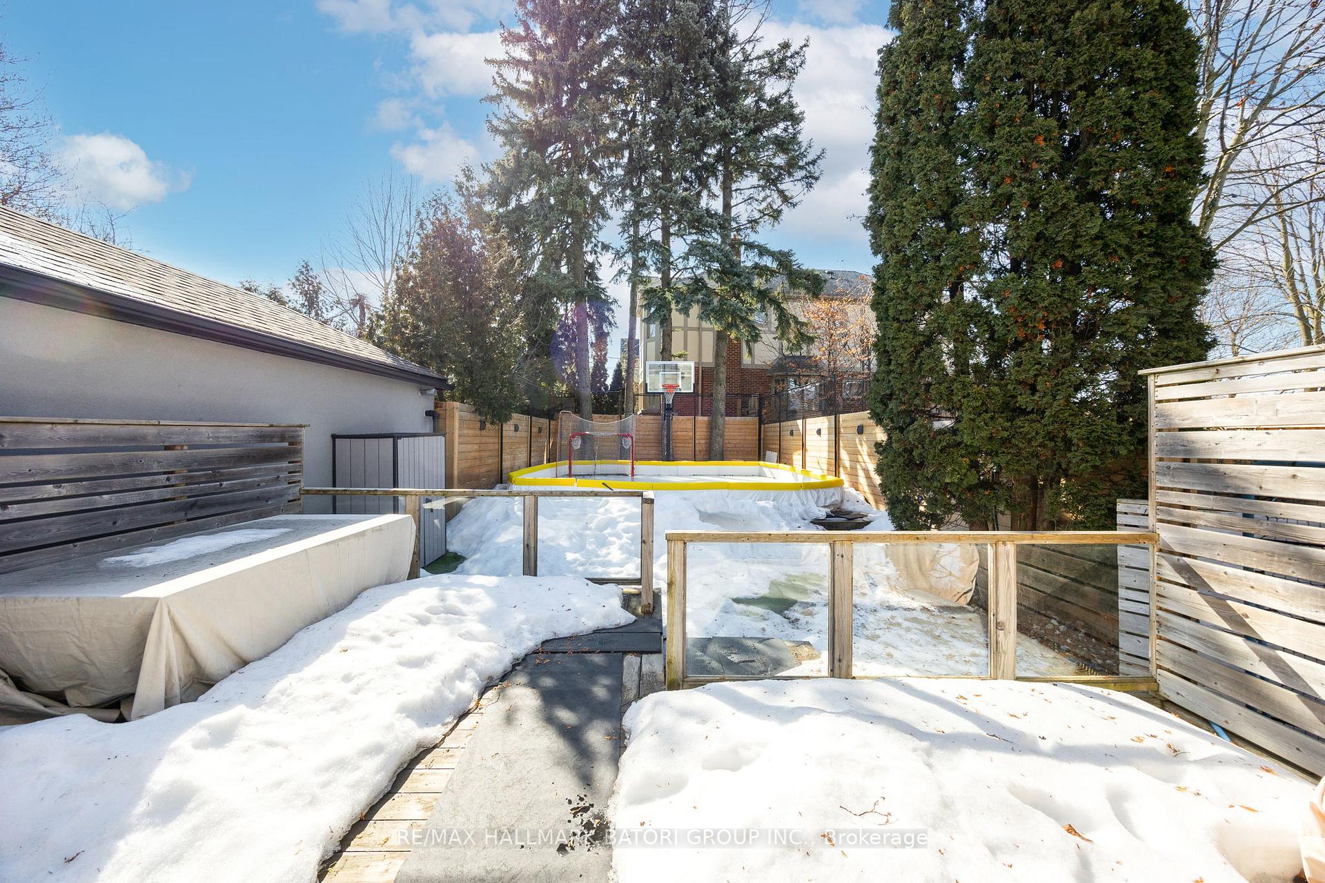 Photo 27 of 521 Castlefield Avenue, Toronto, Forest Hill North — HOMEH
