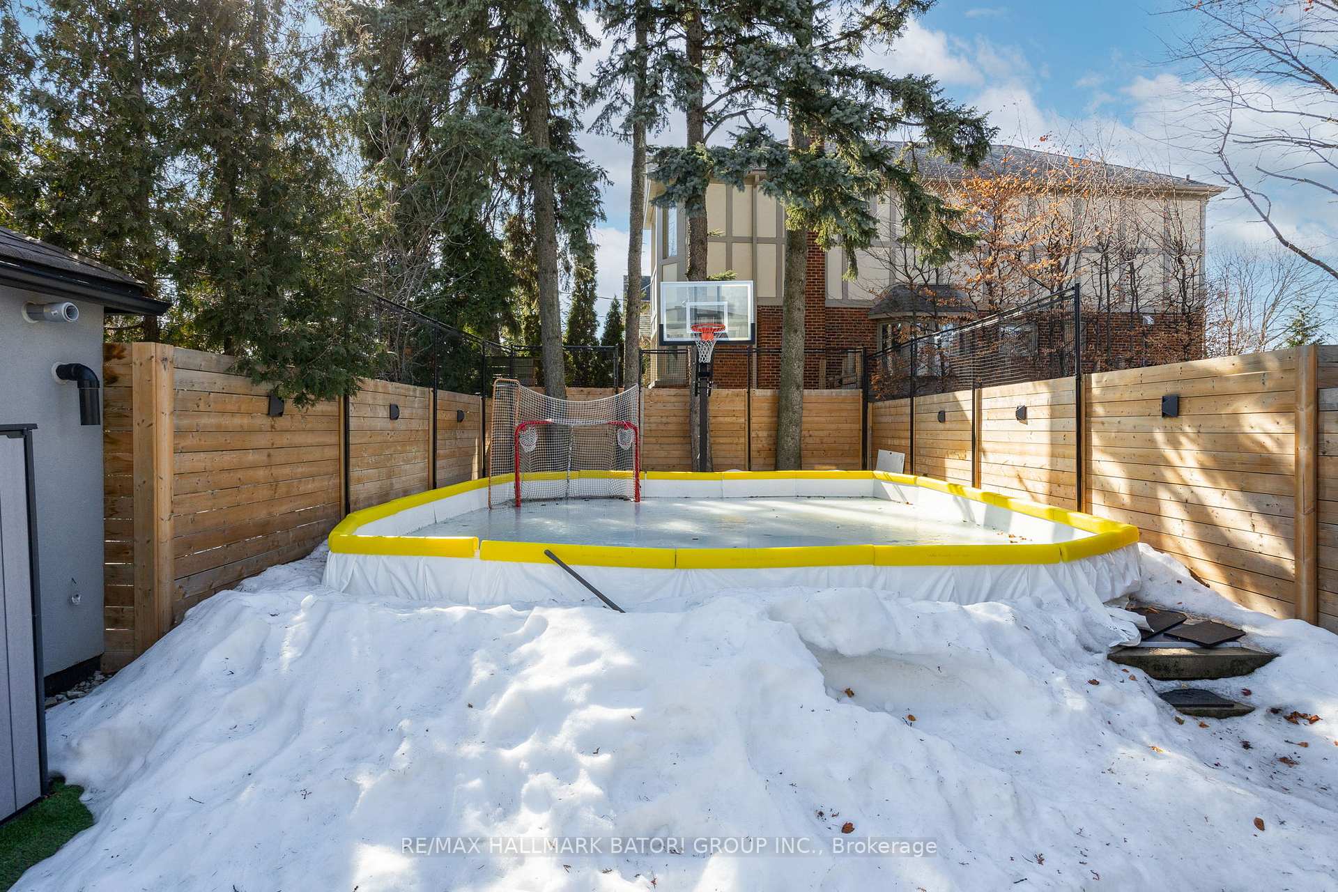 Photo 28 of 521 Castlefield Avenue, Toronto, Forest Hill North — HOMEH
