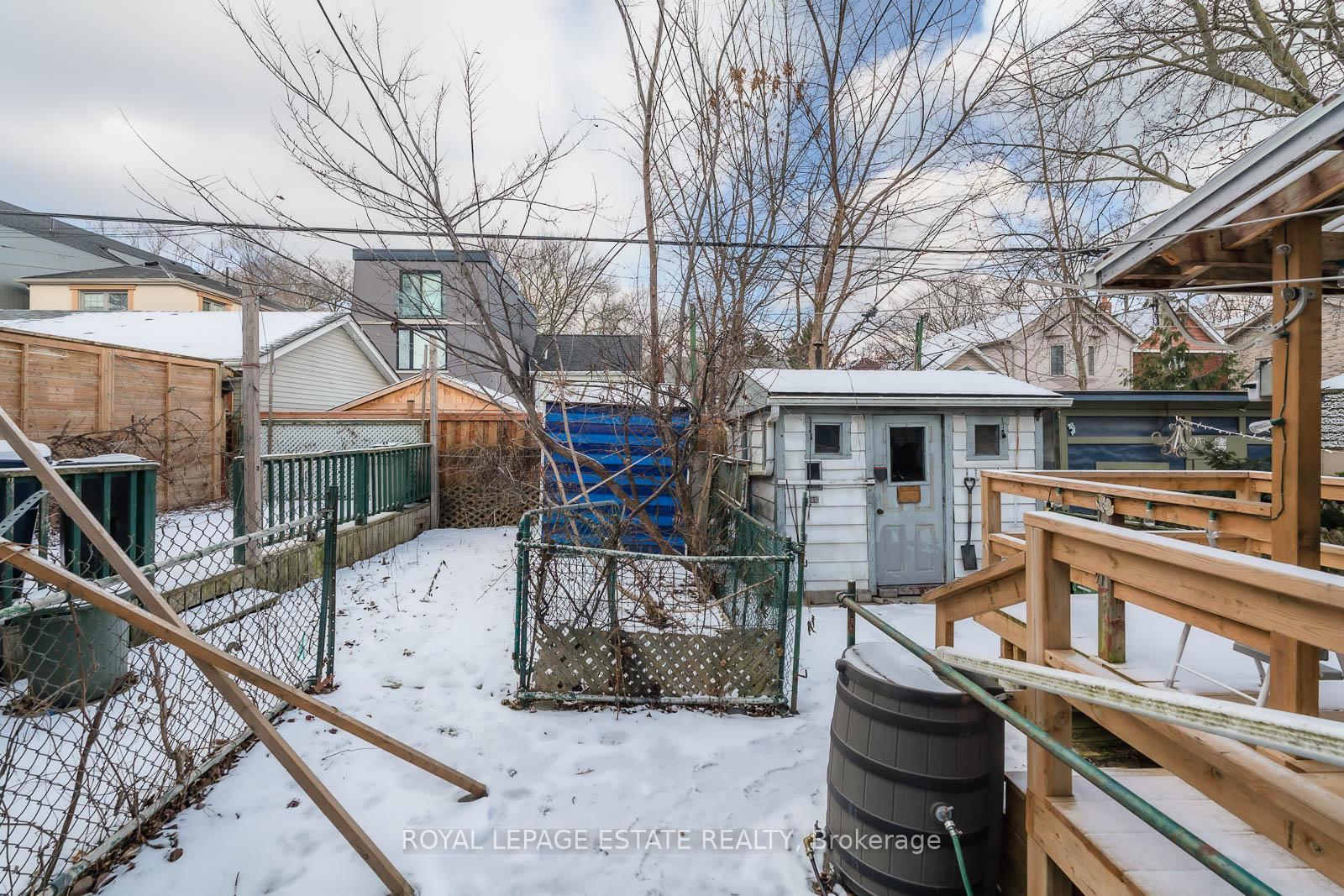 Photo 11 of 335/337 Craven Road, Toronto, Greenwood-Coxwell — HOMEH