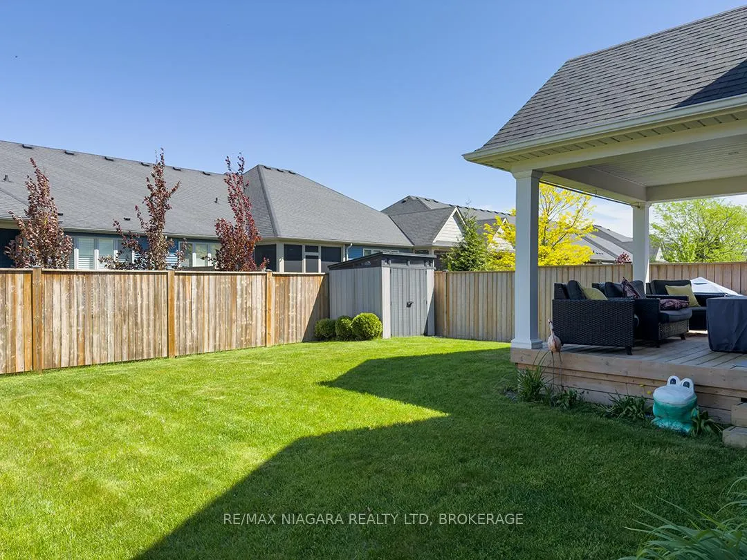 Photo 36 of 10 Eastman Gateway, Thorold, Hurricane/Merrittville — HOMEH