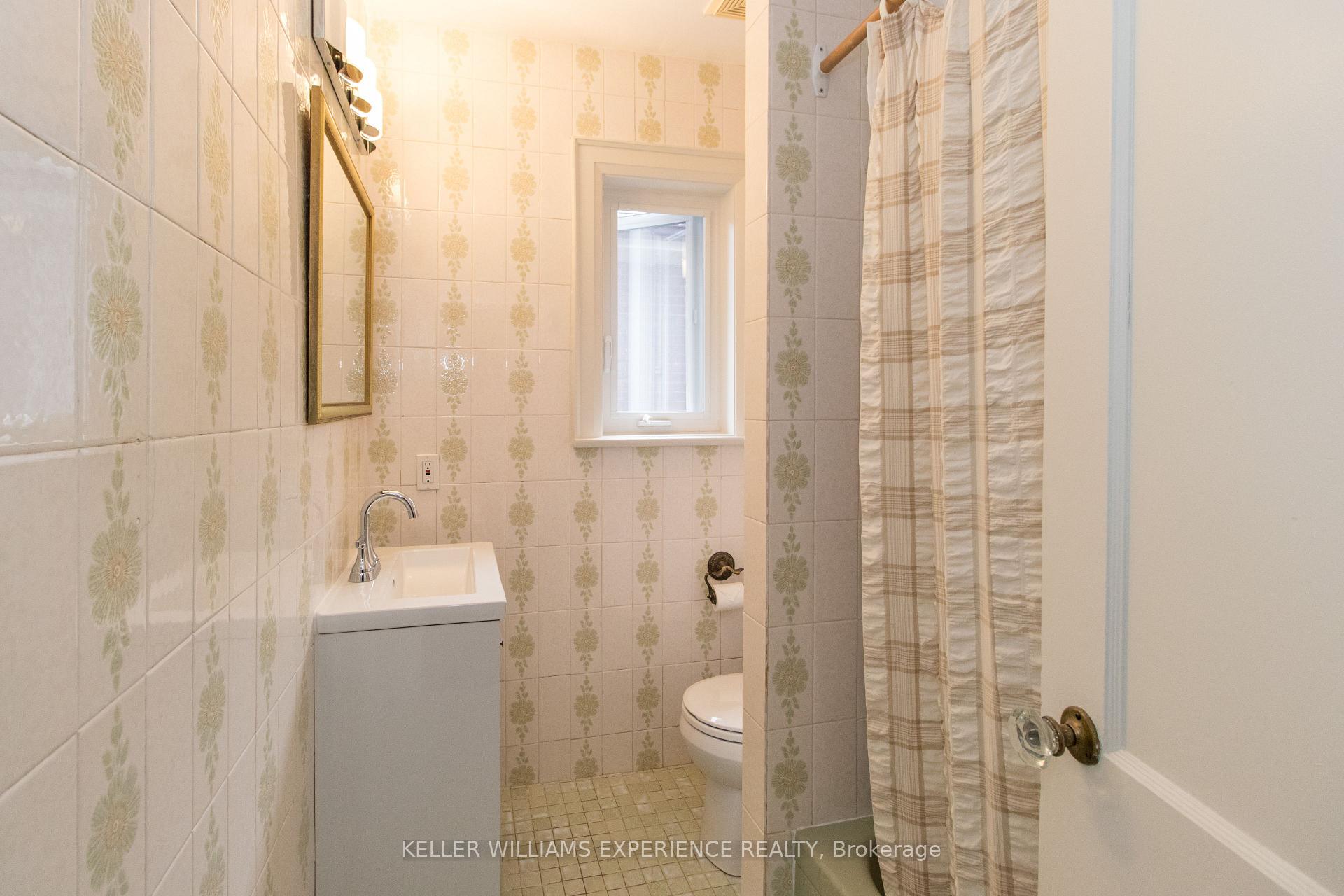 Photo 11 of 290 Arlington Avenue, Toronto, Oakwood Village — HOMEH