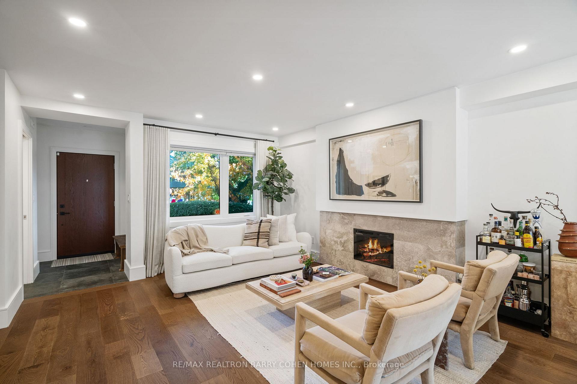Photo 5 of 341 Woburn Avenue, Toronto, Lawrence Park North — HOMEH