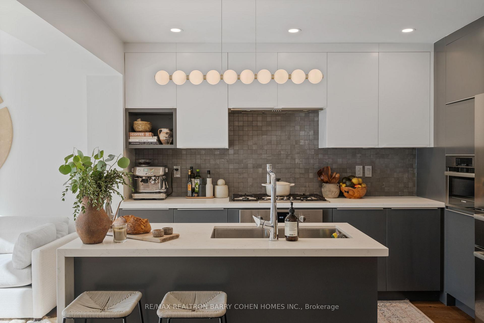Photo 13 of 341 Woburn Avenue, Toronto, Lawrence Park North — HOMEH