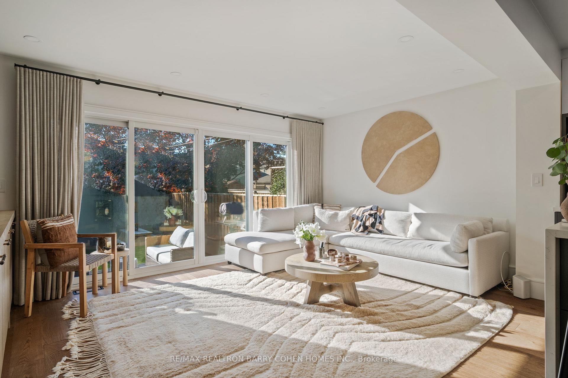 Photo 15 of 341 Woburn Avenue, Toronto, Lawrence Park North — HOMEH