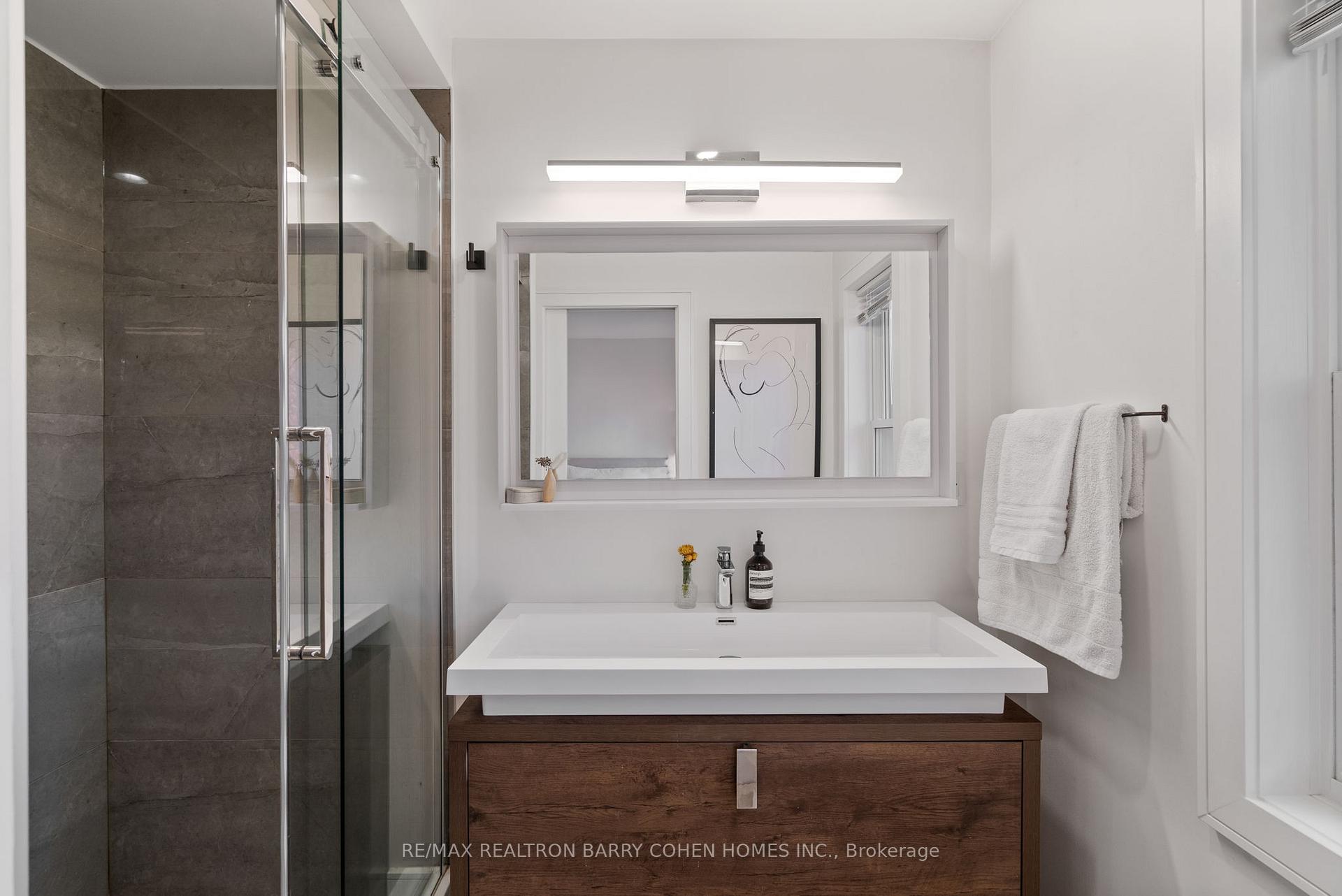 Photo 24 of 341 Woburn Avenue, Toronto, Lawrence Park North — HOMEH