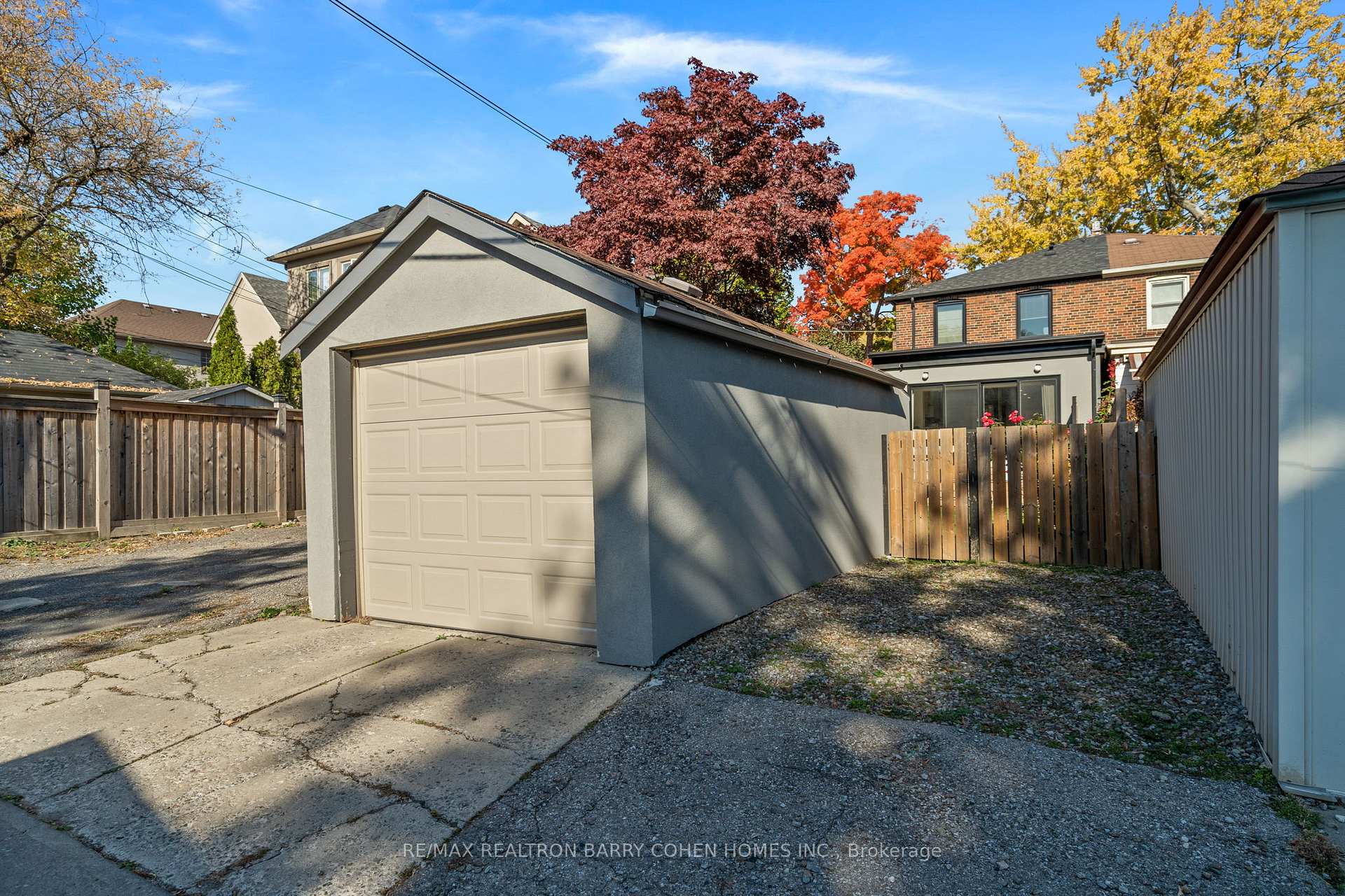 Photo 37 of 341 Woburn Avenue, Toronto, Lawrence Park North — HOMEH
