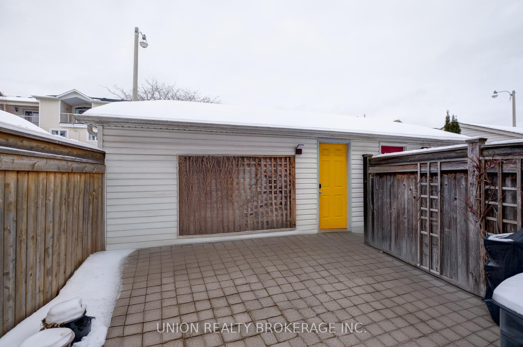 Photo 23 of 46 Crossovers Street, Toronto, East End-Danforth — HOMEH