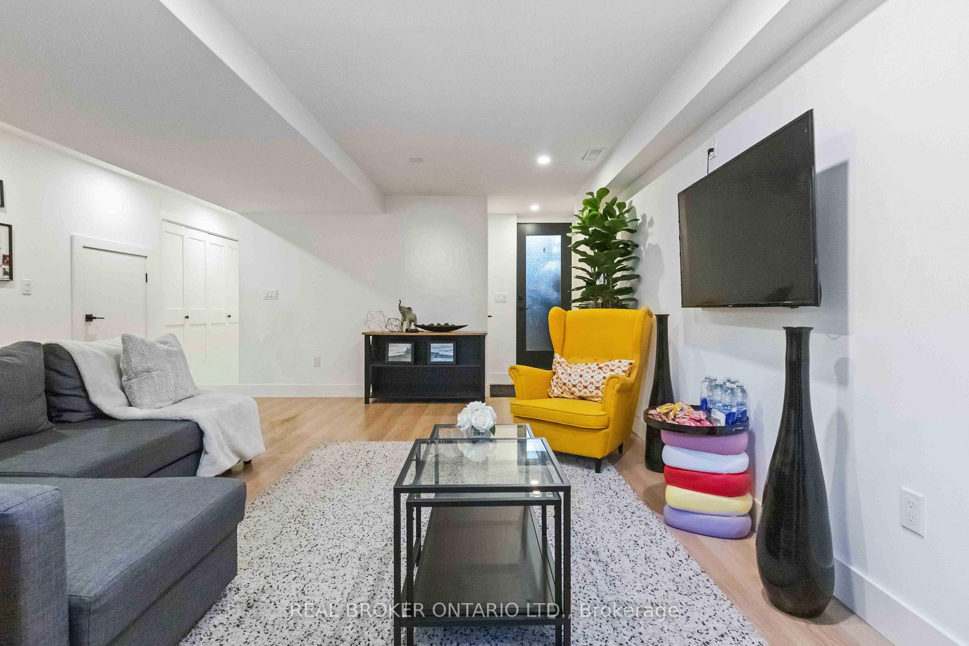 Photo 8 of Unit Lower, 182 De Grassi Street, Toronto, South Riverdale — HOMEH