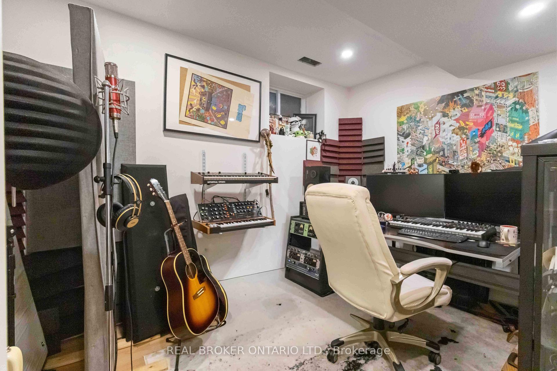 Photo 15 of Unit Lower, 182 De Grassi Street, Toronto, South Riverdale — HOMEH